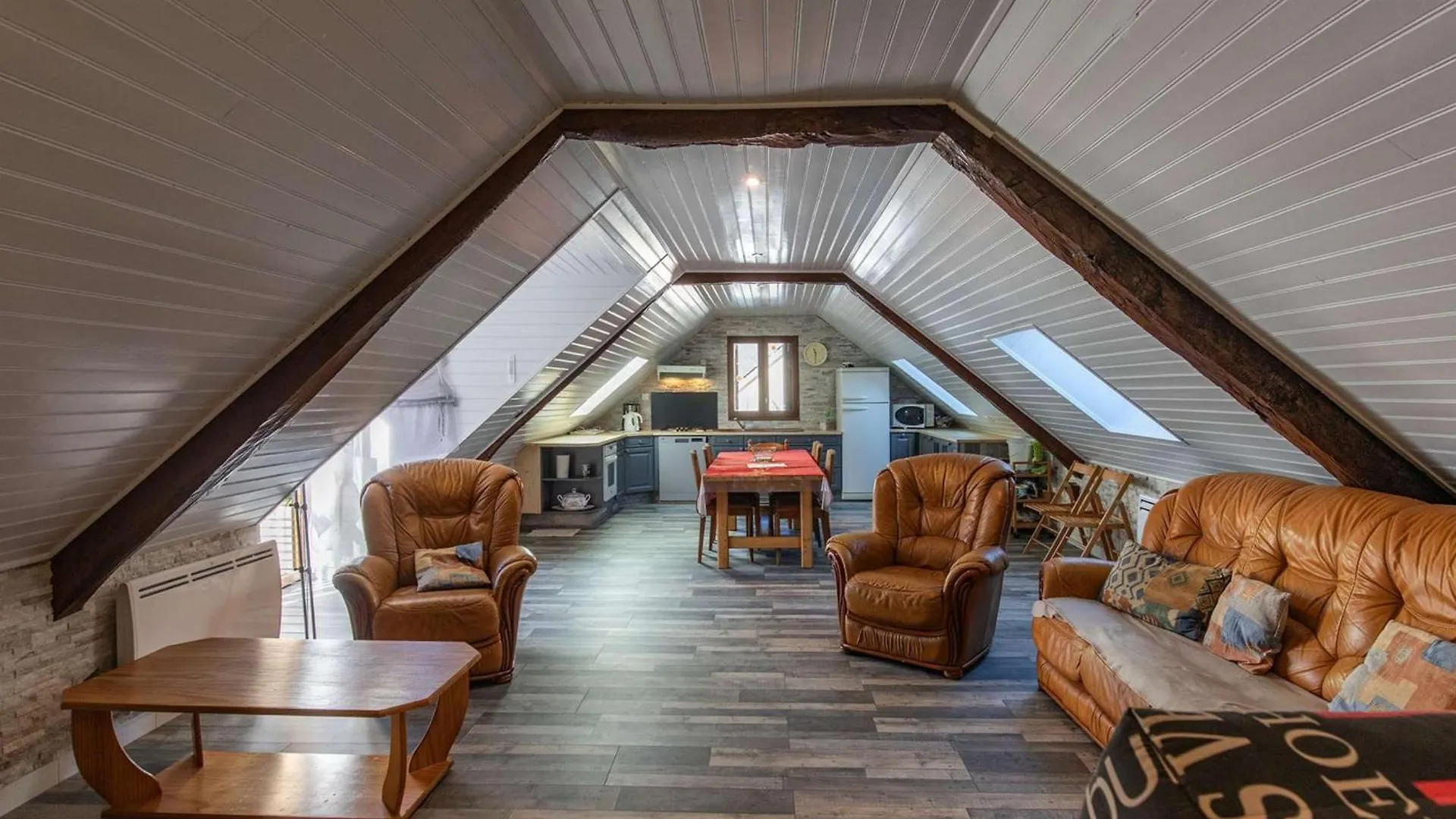 Maison De Village 8 Pers, 3 Ch, Proche Ski, Cuisine Equipee, Parking, Bebe Et Animaux Bienvenus - Fr-1-402-137 Betpouey 0*,